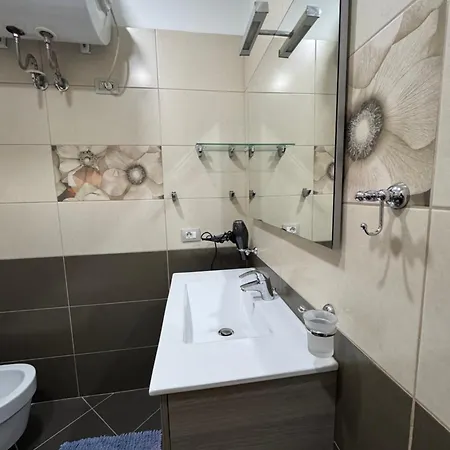 Central Apartment Vlora