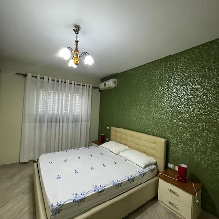 Central Apartament Vlora Daire Avlonya