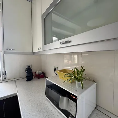 Central Apartment Vlora فلورا