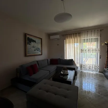Central Apartament Vlora Daire *